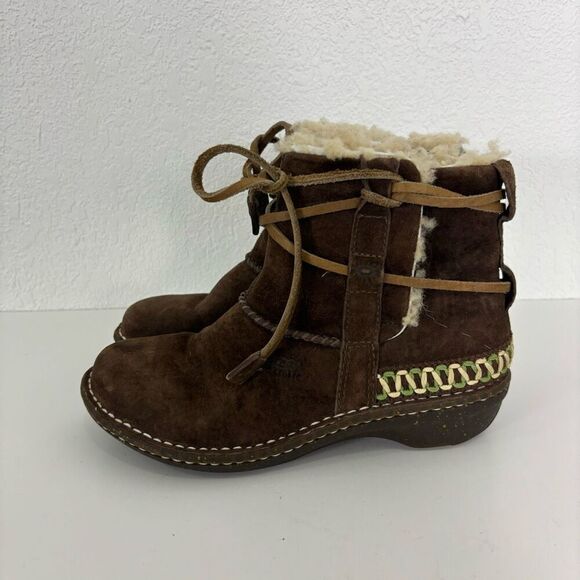 UGG Brown Suede Fur Lined Short Lace Wrap Around Winter Boots - Picture 1 of 10